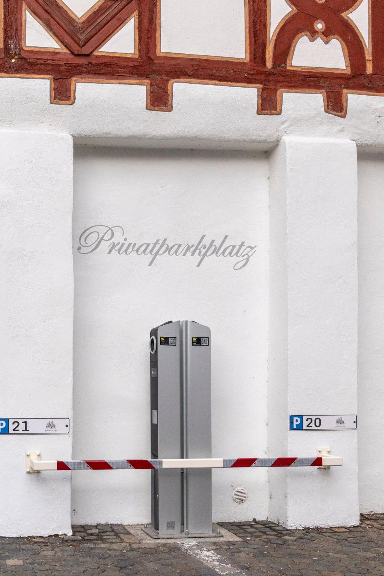 Ferienwohnungen Engelmannstift Бахарах Экстерьер фото